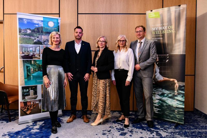 na slici: Vlatka Vužić; Miha Kundih iz RimskihTermi; Livija Kovač Kostantinovič iz sto-a; Andreja Milas iz Relaxina; Dušan Pseničnik iz Slovenske ambasade